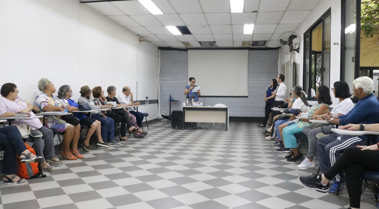Conselho Municipal do Idoso reúne-se no Complexo Administrativo da Prefeitura