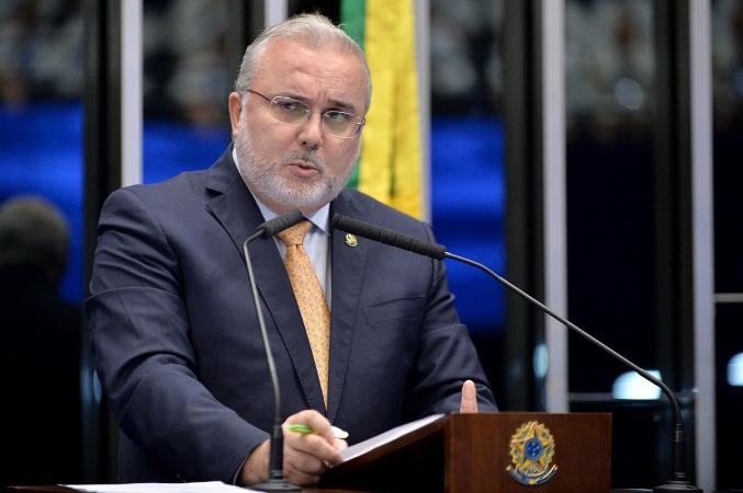 Presidente da Petrobras reforça compromisso de transparência com órgãos de controle