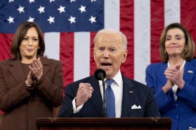 Biden planeja taxar milionários e grandes empresas para reduzir dívida pública dos EUA