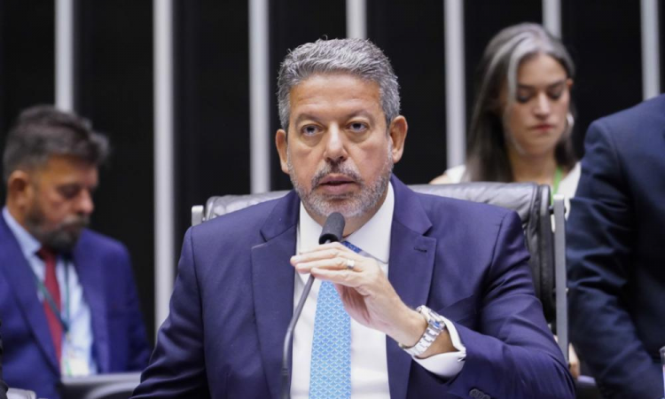 Exclusivo: Lira confirma instalação da CPI do MST