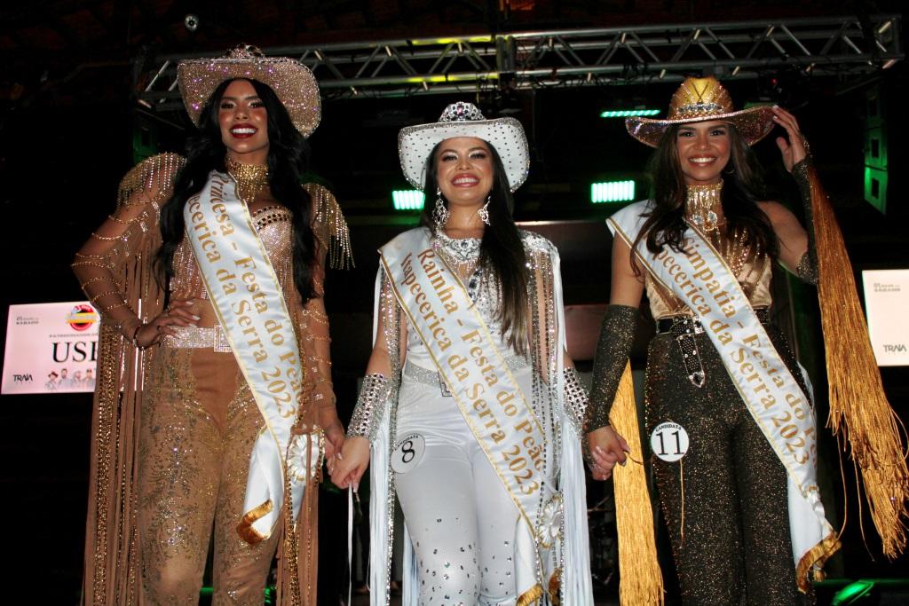 Eleitas: Rainha, Princesa e Miss Simpatia do Rodeio de Itapecerica da Serra