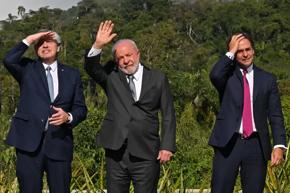 Presidente do Uruguai não assina documento final de encontro de líderes do Mercosul