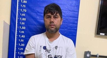 Professor suspeito de atirar garrafa que matou palmeirense é afastado do cargo