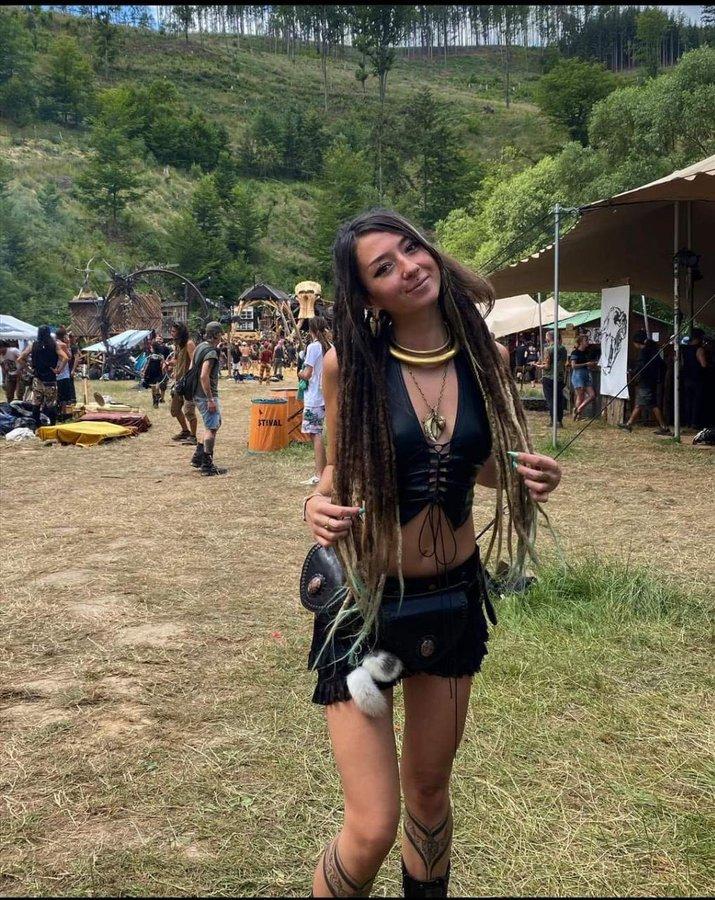 Morte de DJ alemã: quem é Shani Louk, artista sequestrada pelo Hamas