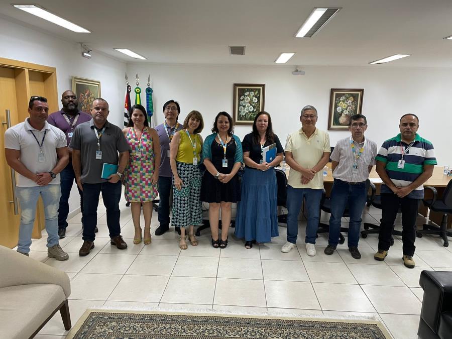 Executivo se reúne com representantes da Sabesp