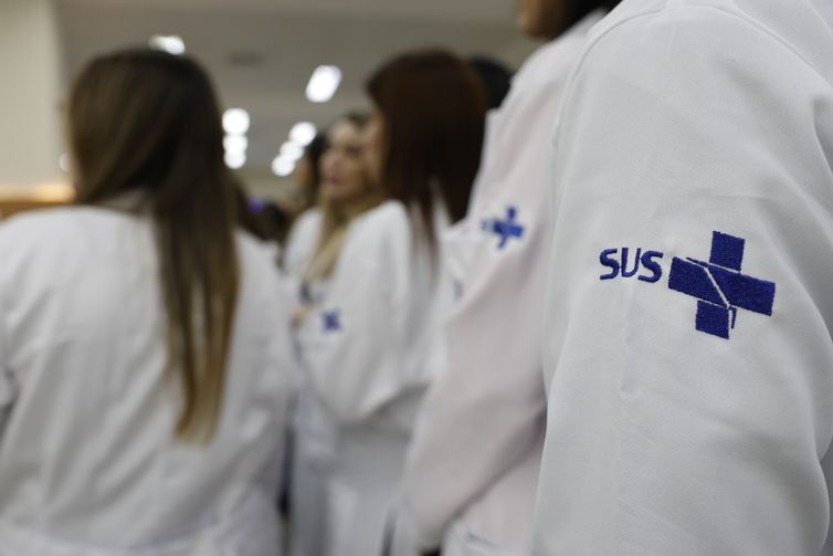 Ebserh abre prazo para instituições aderirem a exame de residência