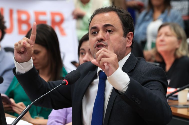 Glauber Braga recorre à CCJ contra processo de cassação do mandato