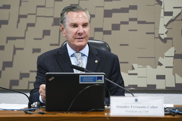 Moraes pede parecer da PGR sobre prisão domiciliar para Collor 