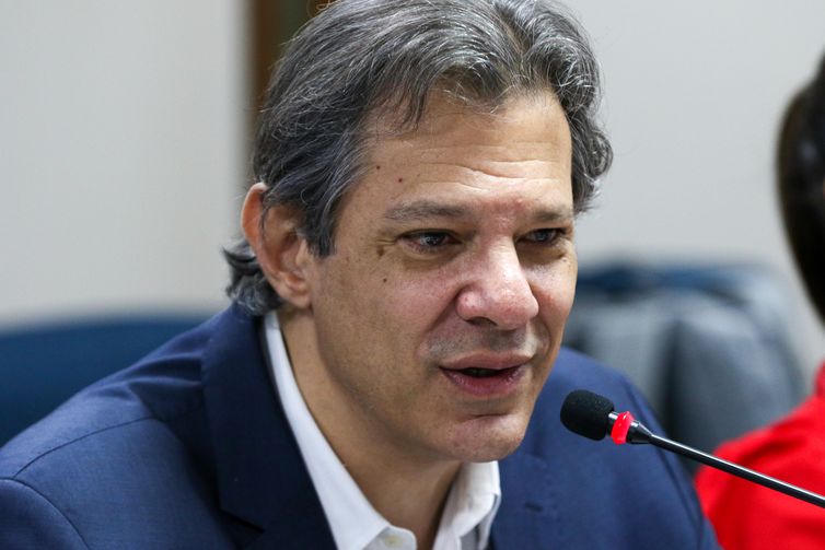 Haddad viaja à Califórnia para buscar investimentos em data centers