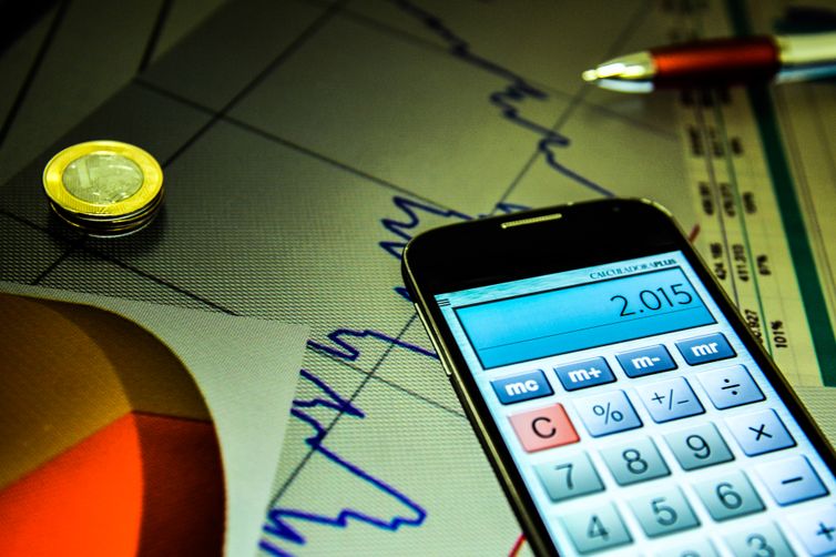 Economia brasileira cresce 0,4% no segundo trimestre, mostra IBGE