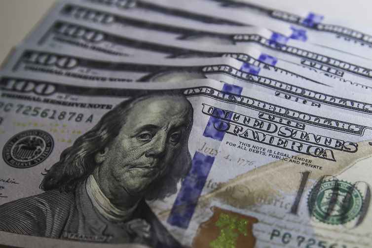 Bolsa sobe pela sétima vez seguida e volta a bater recorde