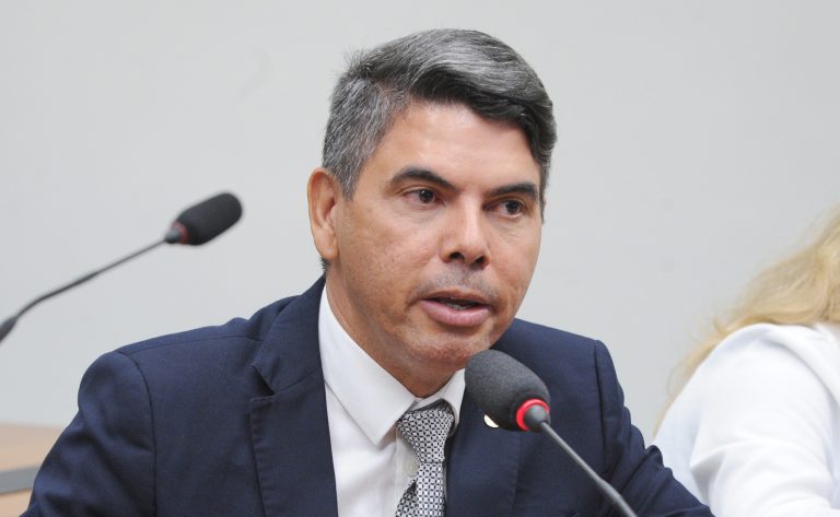 Comissão aprova criação de polícia nacional de produção de mamão